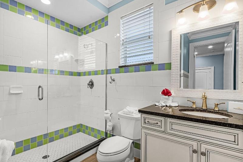 571 Seabatical- Canal Front With Pool! home - image 33