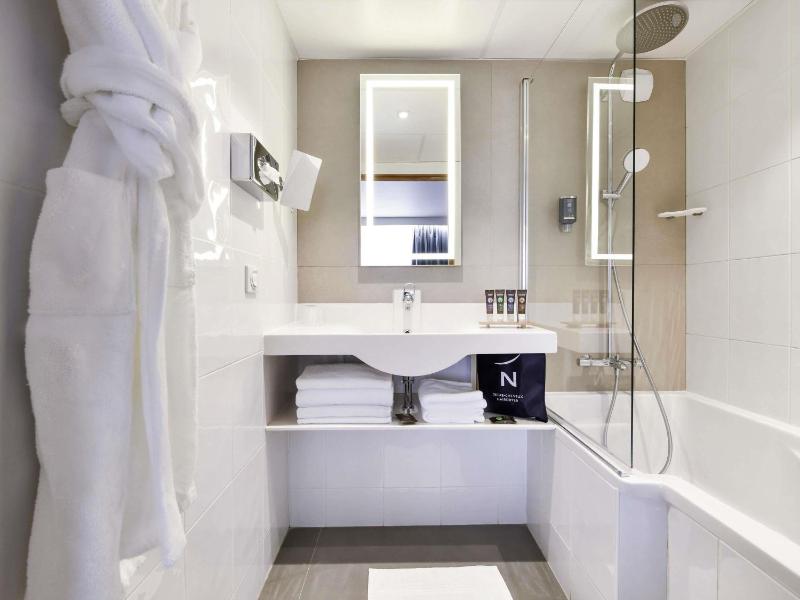 Novotel La Rochelle Centre - image 18