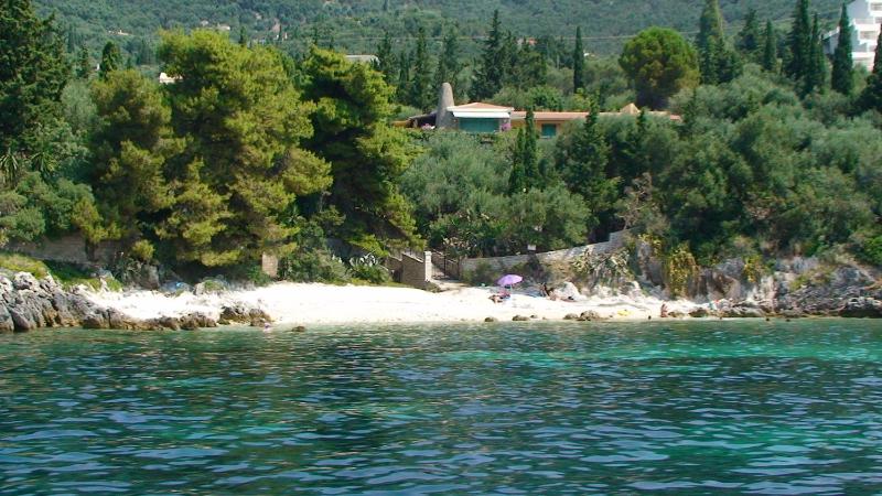 Apartment Zeus with private pool and sea view - image 9