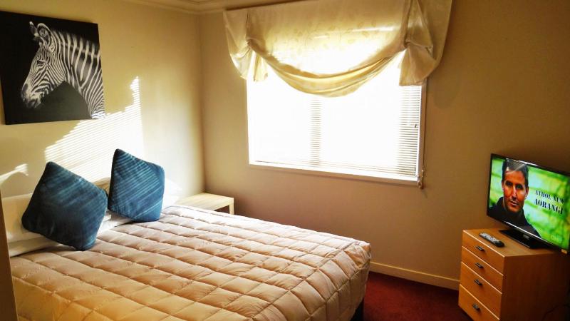 Luxury Three Bedroom Apartment with Balcony - Multi-story