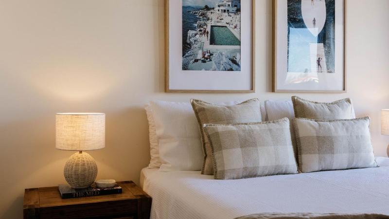 Meridian 6 - Stylish Coastal Escape Near Pippi Beach - Holiday Yamba - image 9