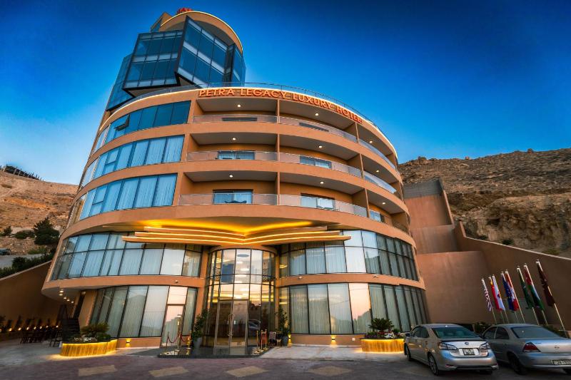 Petra Legacy Luxury - image 6