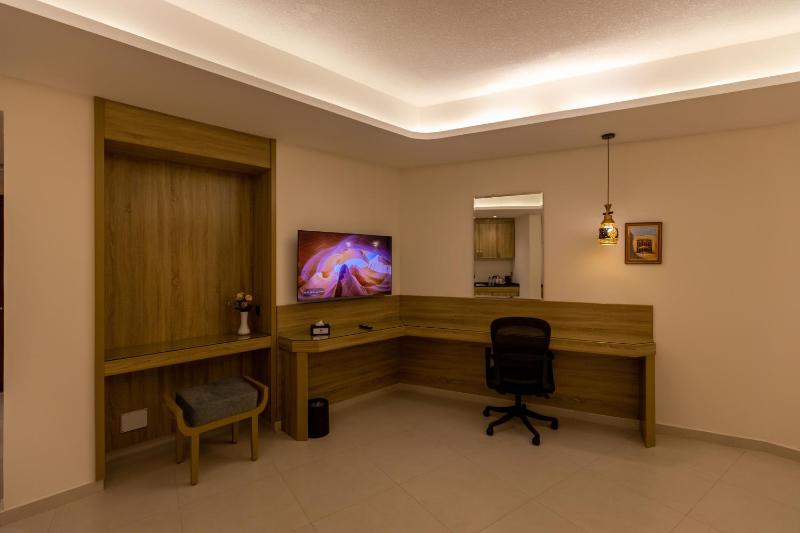 Petra Legacy Luxury - image 14