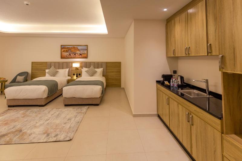 Petra Legacy Luxury - image 2
