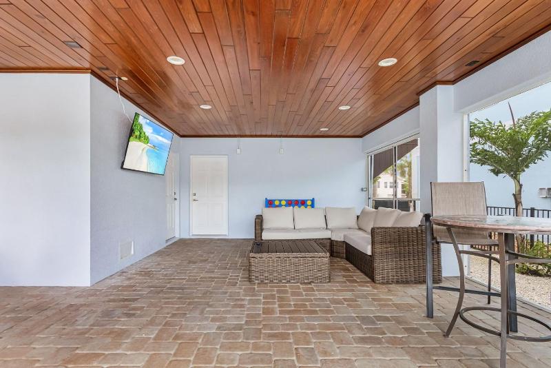 571 Seabatical- Canal Front With Pool! home - image 40