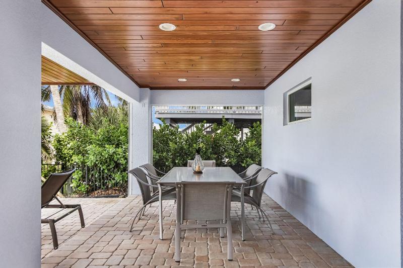 571 Seabatical- Canal Front With Pool! home - image 48