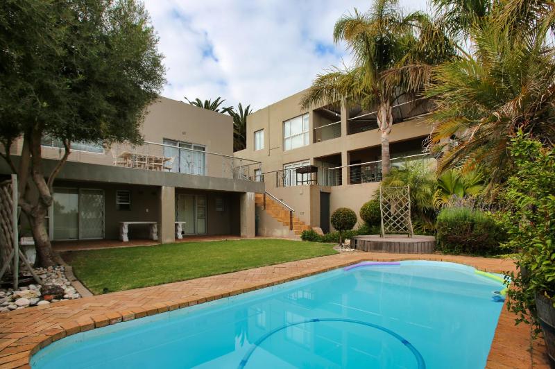 Casa de Palmera Langebaan 6-sleeper - image 1
