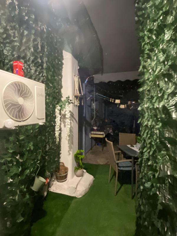 Central Mare Studio with Shared Garden - image 12