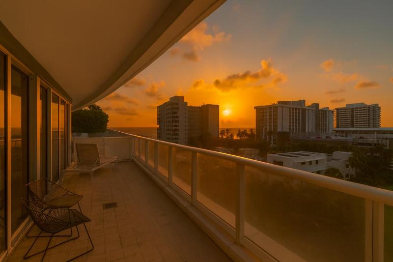 2BR W Residence FLL OCEAN VIEWS Infinity pool hot tub large balcony easy amentiy access - image 41