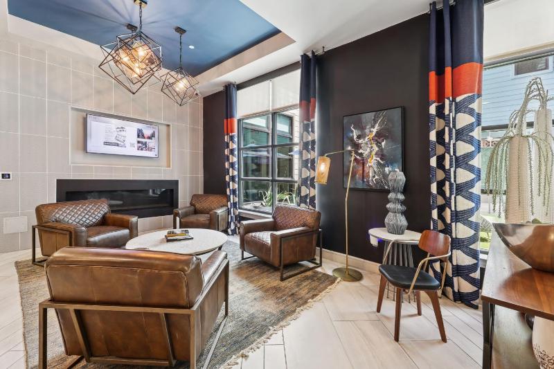Sentral East Austin at 1630 E Sixth - image 2