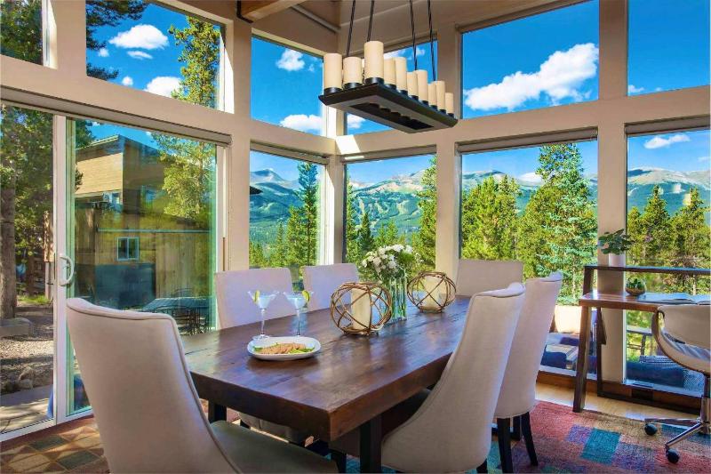 Breck Epic Views Magical Sunsets & Unforgettable Stays - image 36