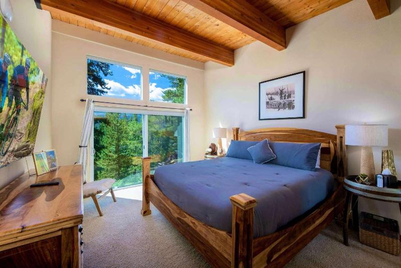 Breck Epic Views Magical Sunsets & Unforgettable Stays - image 29