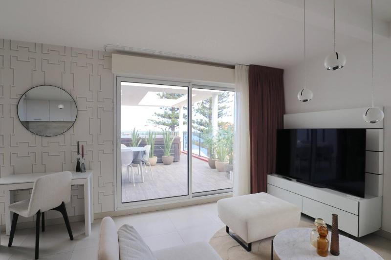 MonteCarloSeaView & Jacuzzi & Parking #29 - image 3