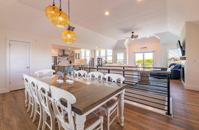 Shore-ly Blessed - Corolla Whalehead 900 Ft to Beach Pool Hot Tub Ocean Views Pets OK Dog Run Area - image 9