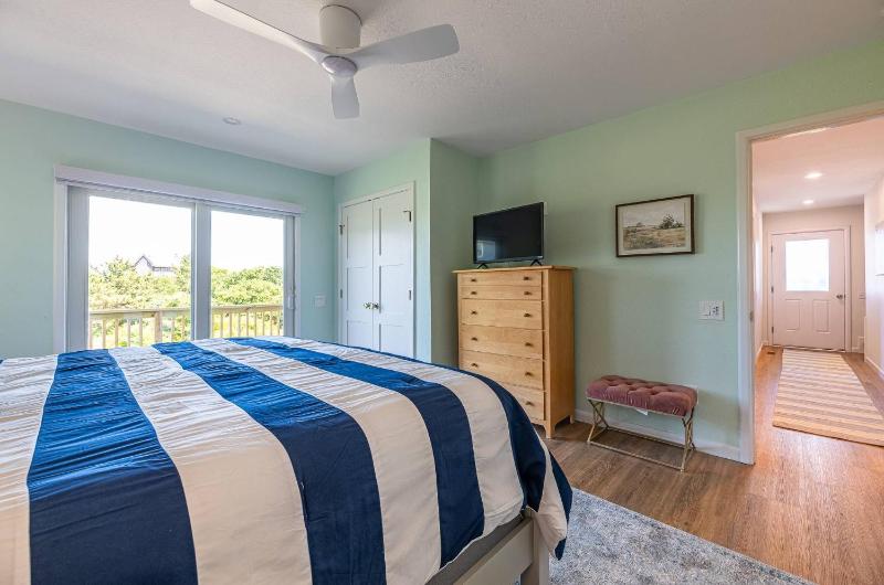 Shore-ly Blessed - Corolla Whalehead 900 Ft to Beach Pool Hot Tub Ocean Views Pets OK Dog Run Area - image 33