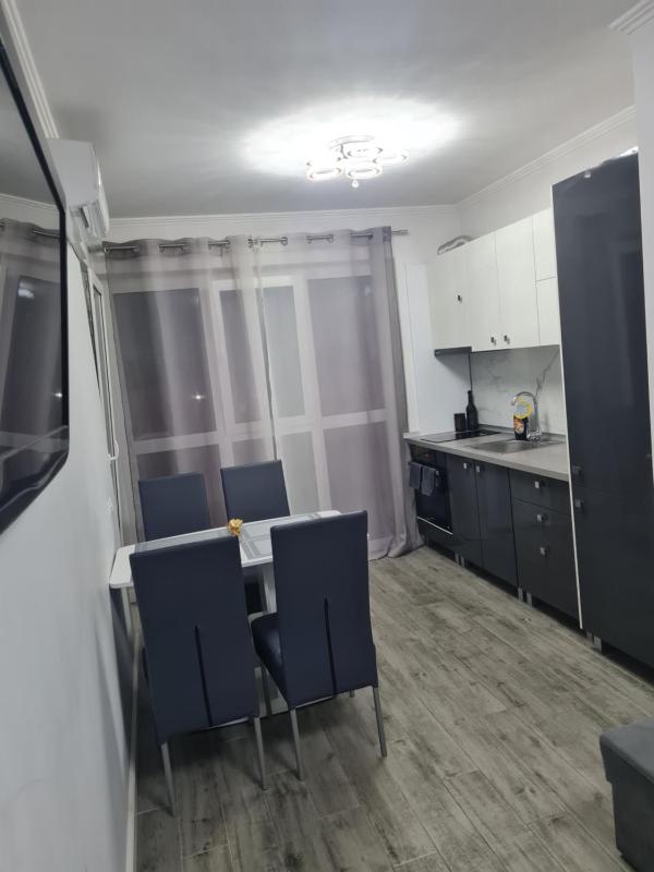 Glam Apartament Oradea - image 3
