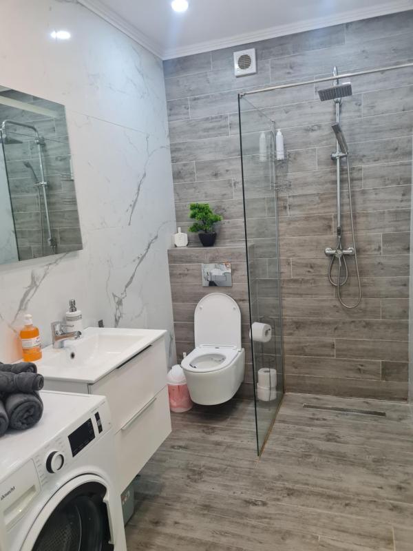 Glam Apartament Oradea - image 6