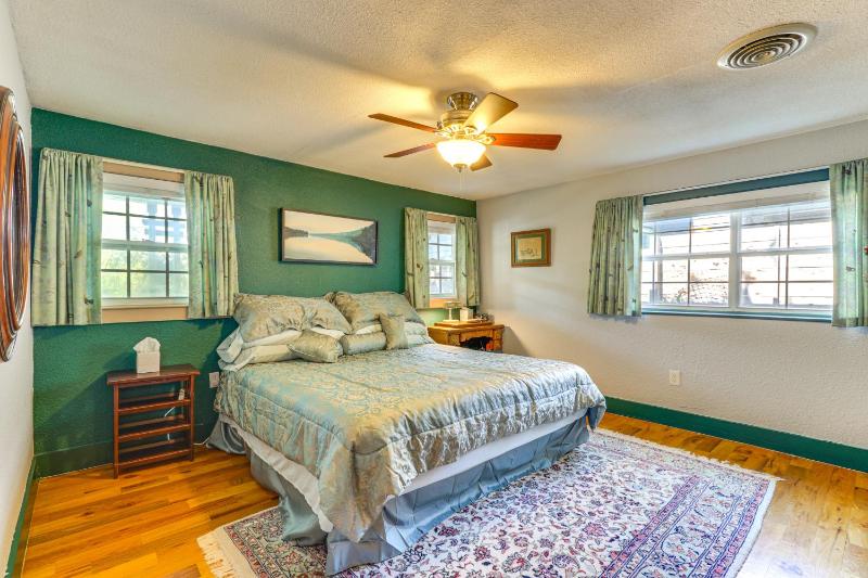 Walk to Mueller Lake Park! Home w/ Patio & Yard - image 6