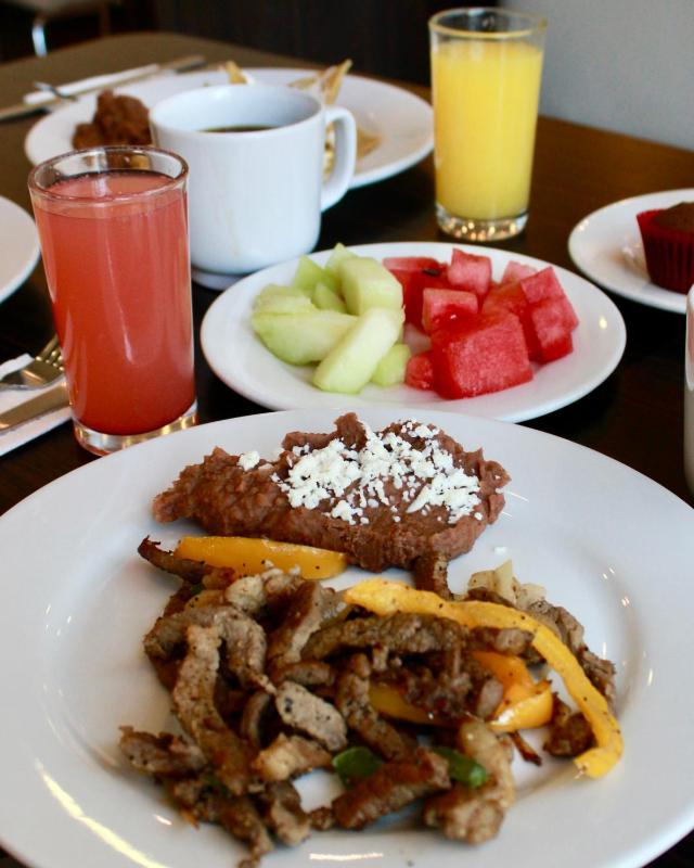 Ibis Monterrey Valle - image 8