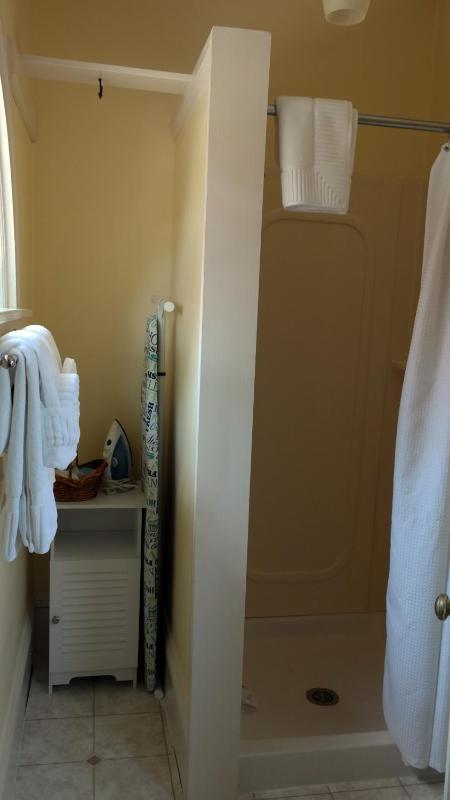 Dorr Room image 3