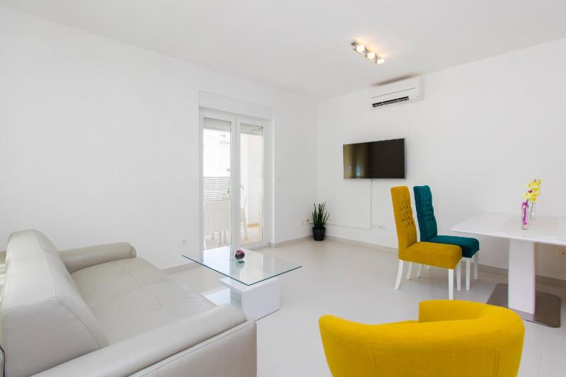 Apartment Royal - image 12