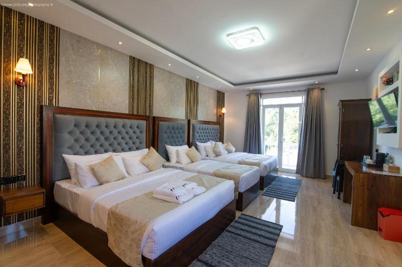 Twin Villa Red - Luxury Villa with Mountain View - image 6