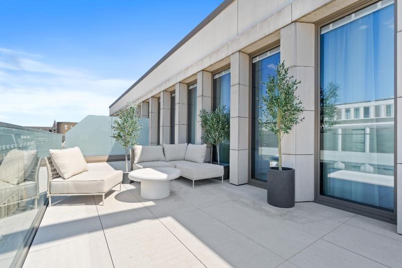 Voya Residence Zenit Royal - Luxury Apart Hotel Rooftop Views & Concierge - image 3
