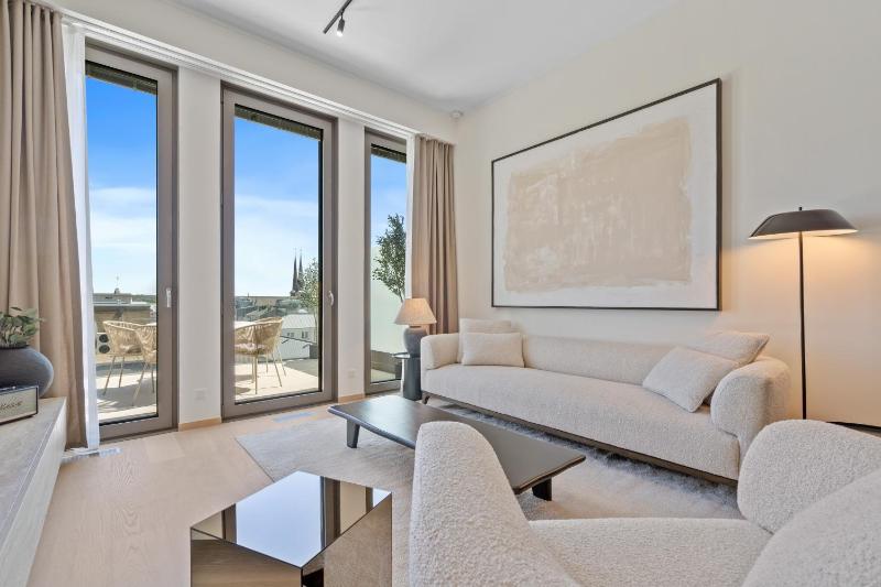 Voya Residence Zenit Royal - Luxury Apart Hotel Rooftop Views & Concierge - image 7