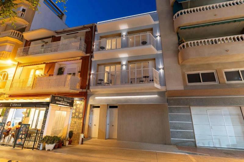Braceli Beach Resort Middle Floor - rentafive - image 49
