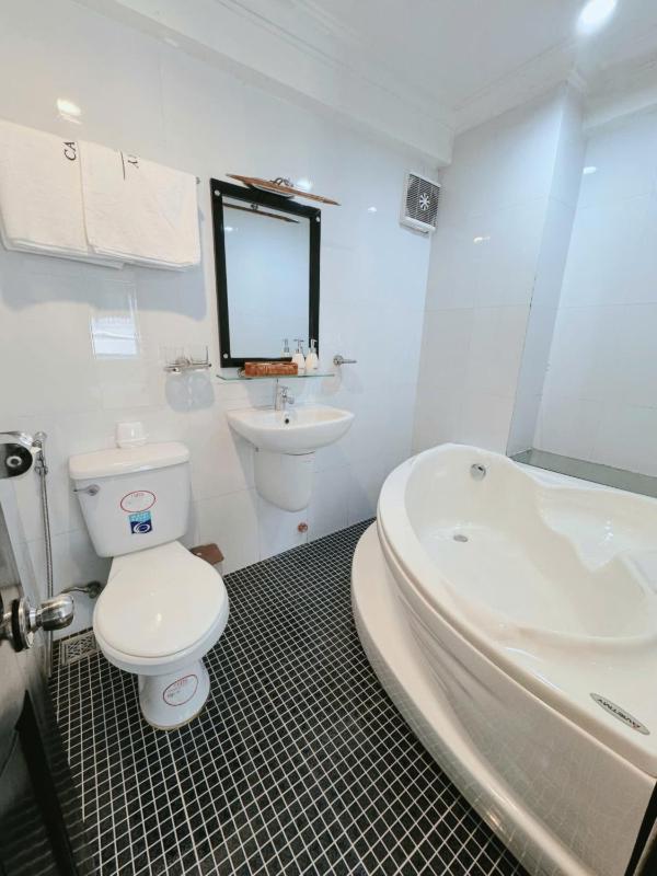 Hue Canary Boutique Hotel - image 13