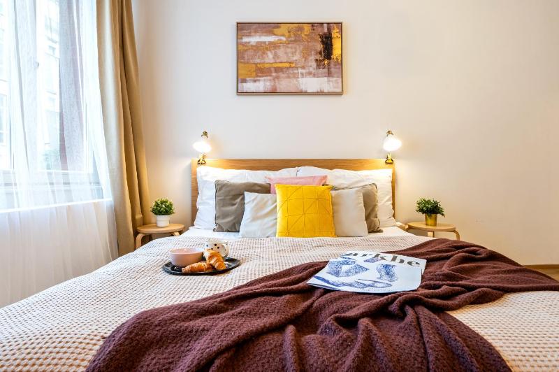 Prague Days - Practical and fully equipped studio near National Museum - image 12