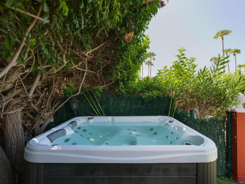 Cozy house with private jacuzzi Maspalomas - image 14