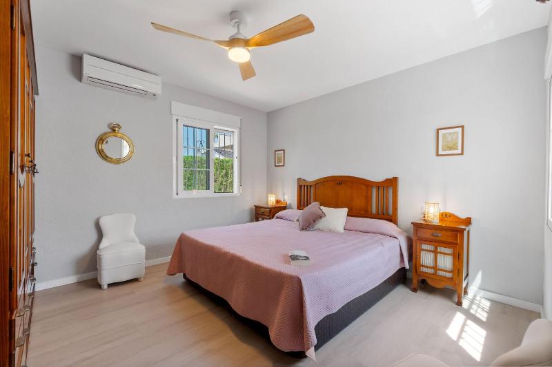 HE Villa Lola- Zenia - image 34