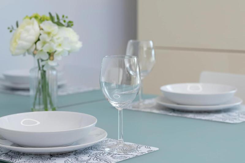 Sea Towers Apartament z Widokiem na Morze 3 Sypialnie i 2 Balkony by Noclegi Renters - image 17