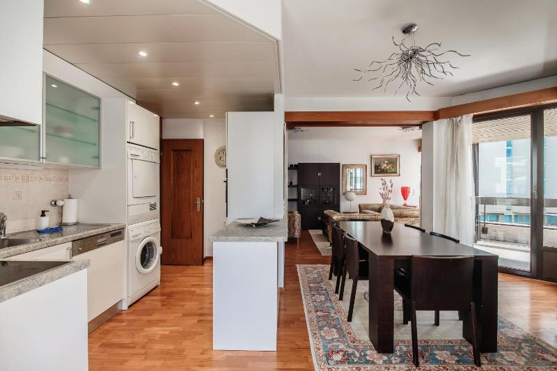 Yamina Luxury Apartment by Quokka 360 - Next to Lido di Lugano - image 5