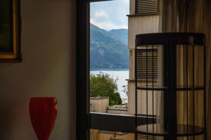 Yamina Luxury Apartment by Quokka 360 - Next to Lido di Lugano - image 3