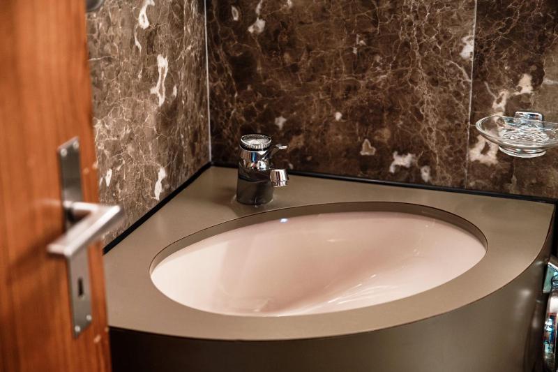 Yamina Luxury Apartment by Quokka 360 - Next to Lido di Lugano - image 18