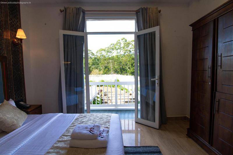 Twin Villa Red - Luxury Villa with Mountain View - image 7