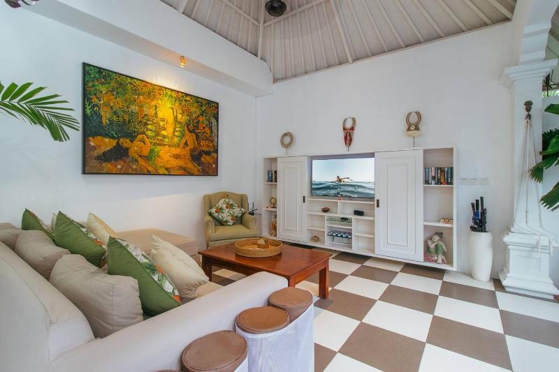 Private 2 Br Pool Villa 400m to Beach Sleeps 4 - image 32