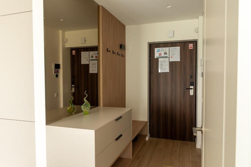 Cozy home night and day - image 27