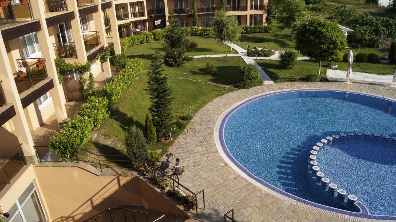 Apartments Sozopoli Hills - image 8