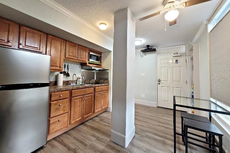 Pirates Cove Condo Unit #401 - image 39