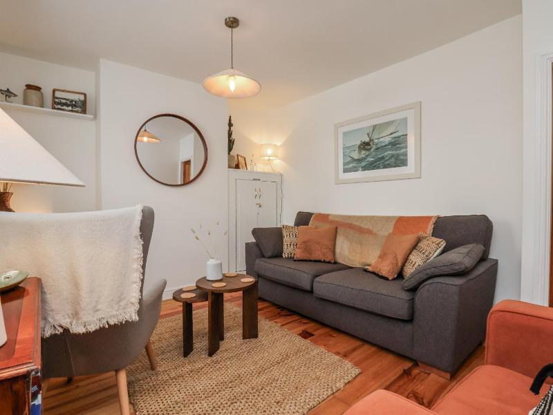 Launcher's Cottage - image 30