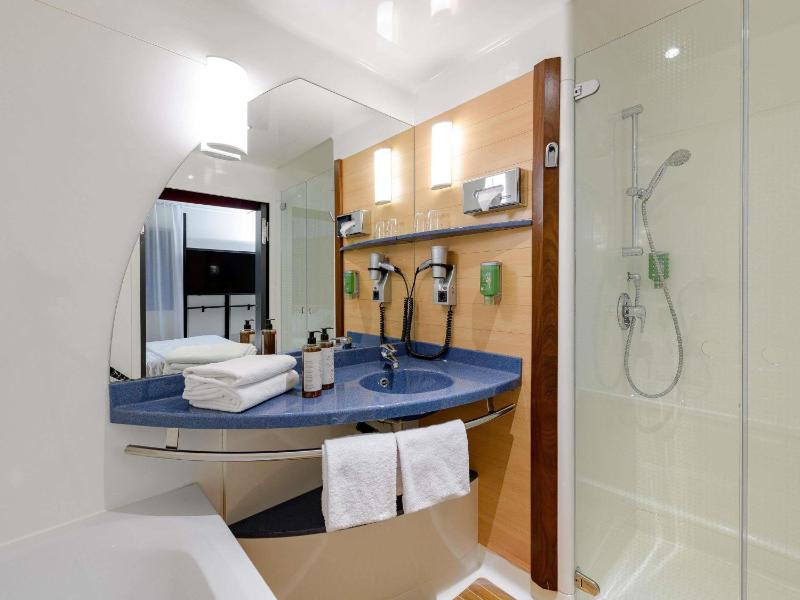 Suite Novotel Muenchen Parkstadt Schwabing - image 3