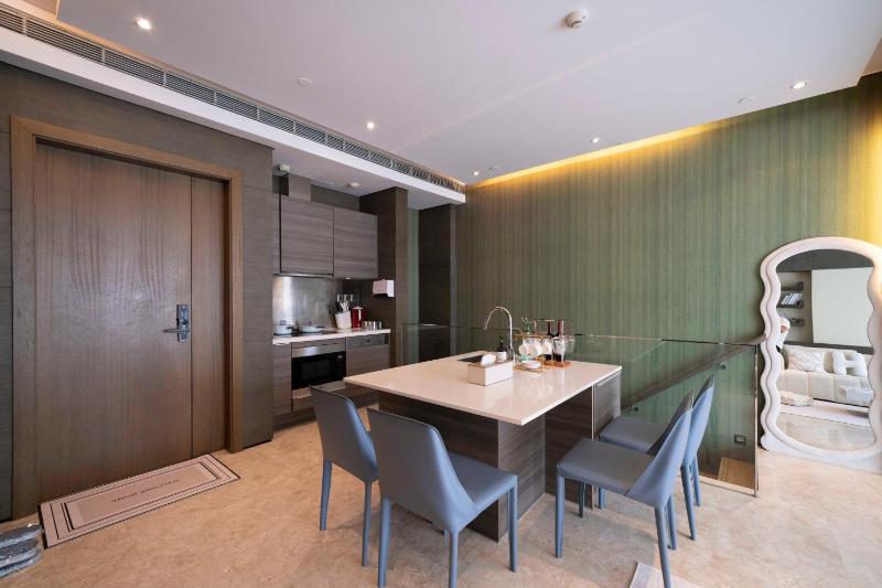 ZHome-SuHe Luxury Mansion-Near NanJing Road - image 15