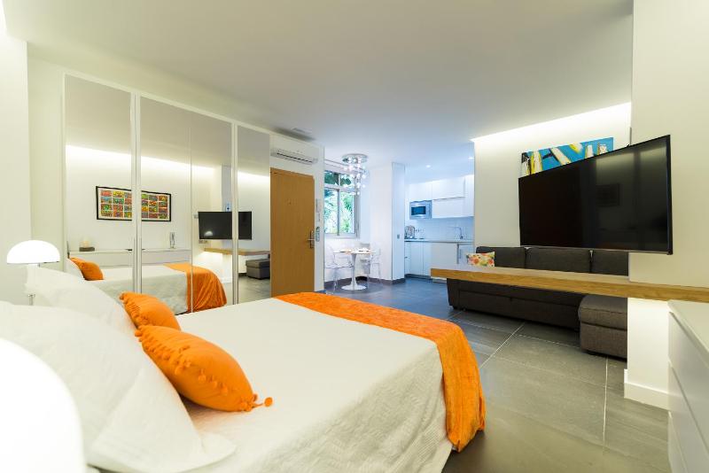 Suites Garden Loft Miro - image 10