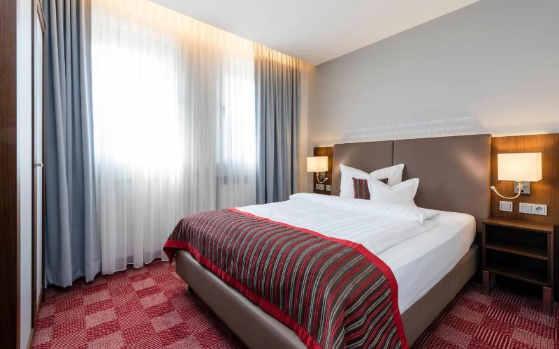 Standard Double Room image 1