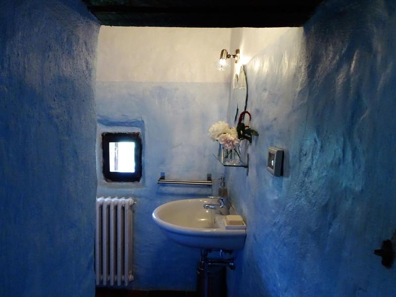 Classic Suite with Garden View image 3