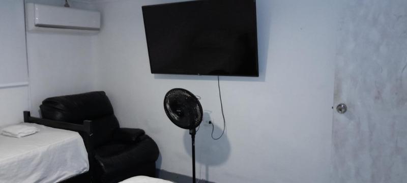 apartamento 3 habitaciones totalmente equipado - image 7