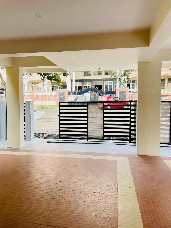 Anand's Elegant 2BHK Apartment / AC / - image 1